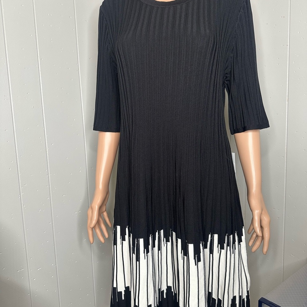 Dkny Women's Rib-Knit Colorblocked Fit & Flare Dress xl